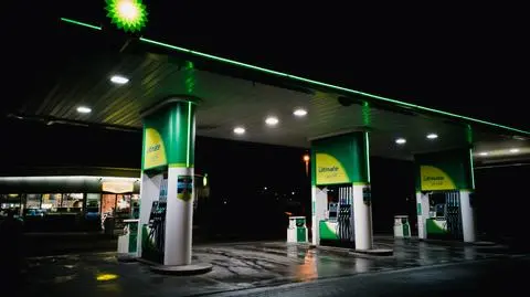 Duża sieć otwiera sklepy pod nowym szyldem. "Strategiczna współpraca"