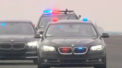 Kierowca SOP cofnął i zderzył się z tramwajem. Policja chciała kary dla motorniczego, sąd go uniewinnił 