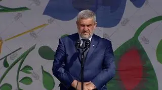 Ardanowski: Teraz są ideologie, które mówią, że mleko jest efektem gwałtu na krowach, a miód jest produktem, który człowiek kradnie pszczołom