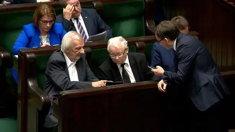 Rząd nie realizuje "kamieni milowych", politycy PiS za brak wypłat winią Unię i opozycję