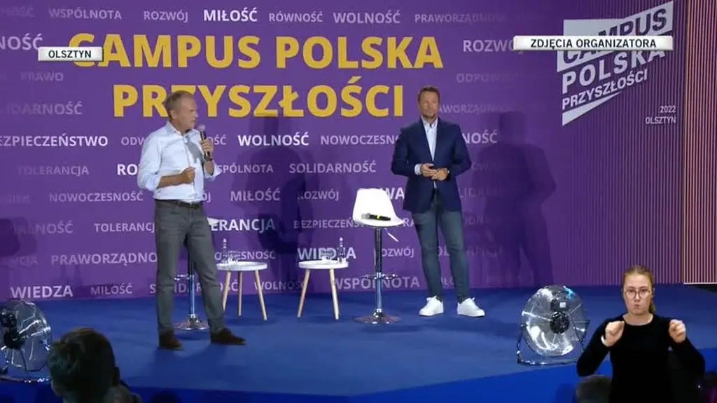 tusk1