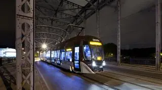 Nowoczesny tramwaj  jest tani w eksploatacji, a jednocześnie bardzo komfortowy dla pasażerów