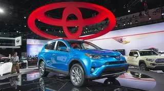 Toyota RAV4 na targach Auto Show w Los Angeles w 2015 roku