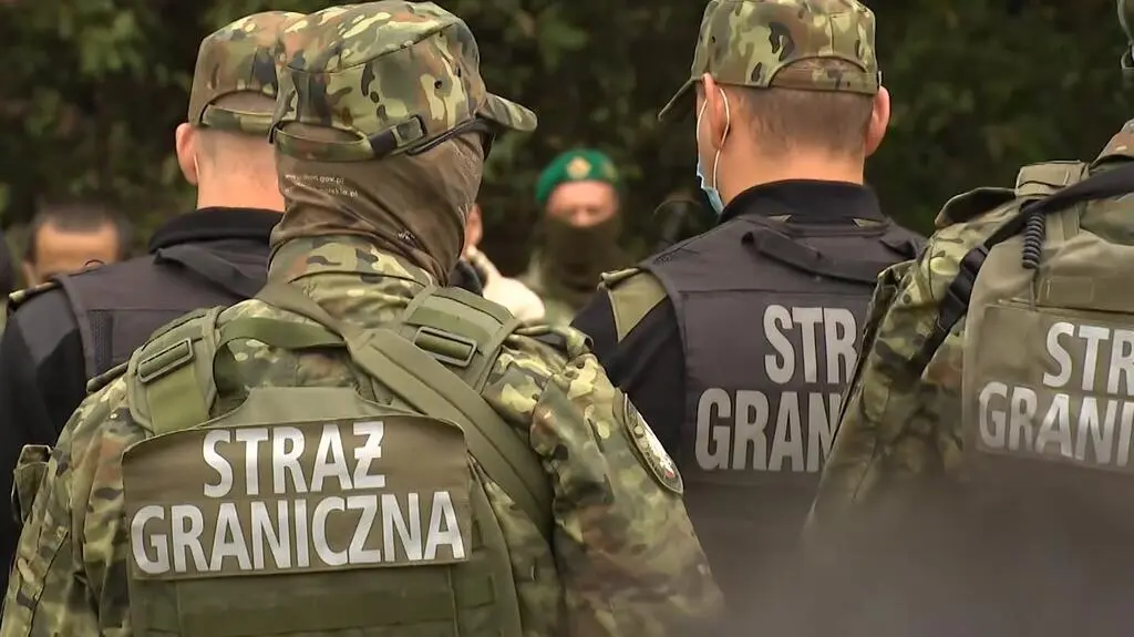 Straż Graniczna (zdjęcie z 24 sierpnia 2021 r., sprzed wprowadzenia stanu wyjątkowego)