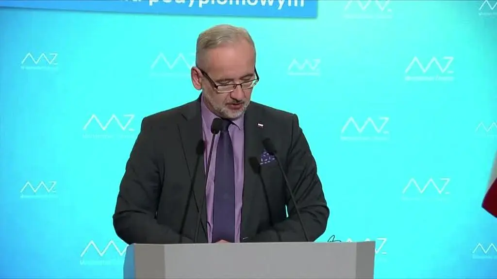 Niedzielski przekazał, że prognoza, którą rząd pierwotnie przedstawiał, "wymaga przeszacowania"