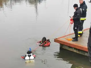 W Kanale Drzewnym przy Marinie Solnej znaleziono ciało