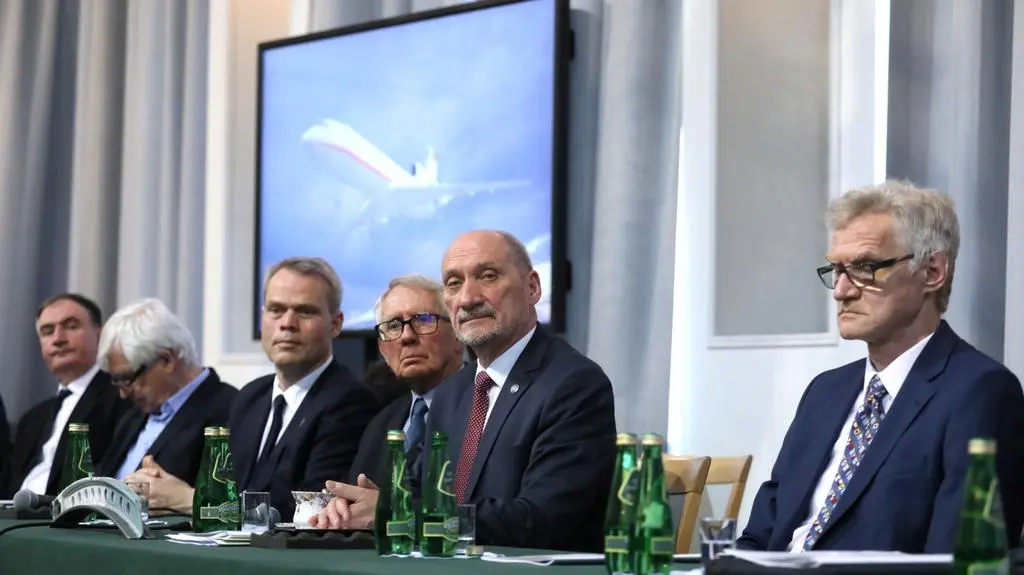 Głównym działaniem było zgromadzenie zdjęć i filmów