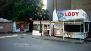 Budki stały kilkanaście lat
