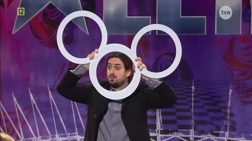 Kółkami zahipnotyzował jurorów