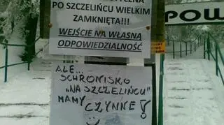 Zamknięte wejście na Szczeliniec