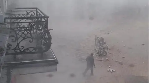 Moment katastrofy zarejestrowała kamera monitoringu