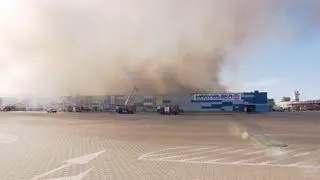 Fire in a shopping center at Marywilska Street in Warsaw's Białołęka