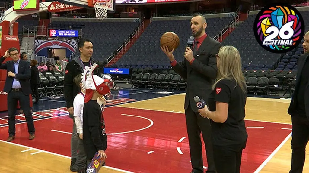 Marcin Gortat gra z WOŚP