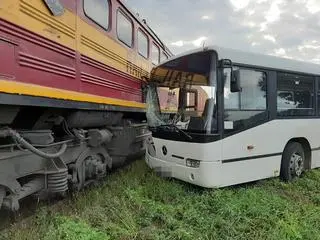 Zderzenie autobusu z pociągiem w miejscowości Turkowy