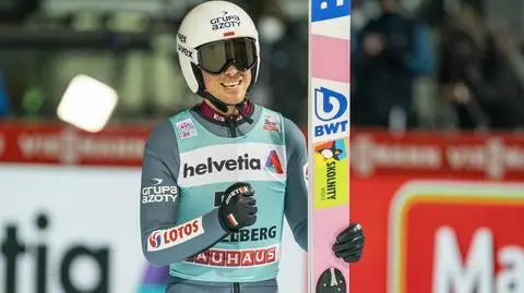 Żyła odleciał, koledzy niewiele gorsi. Czterech Polaków z awansem