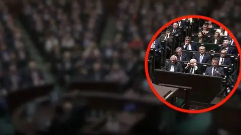 Kaczyński potknął się w drodze na głosowanie
