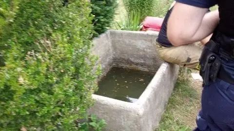 Mężczyzna wpadł do zbiornika na deszczówkę. Nie żyje