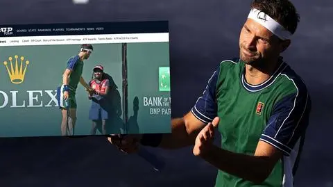 Piłka utknęła, rywal Hurkacza pospieszył z pomocą