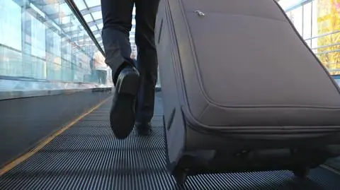 Zagraniczne podróże polskich posłów. "Przeznaczono na ten cel 5 milionów złotych"