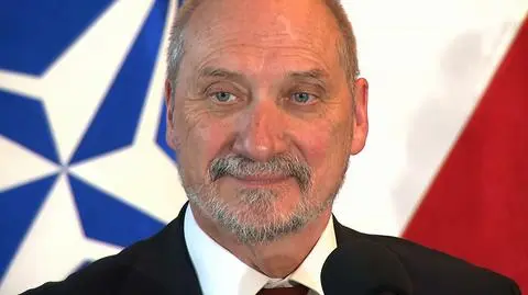 Macierewicz zostaje w rządzie. Sejm odrzucił wniosek o wotum nieufności