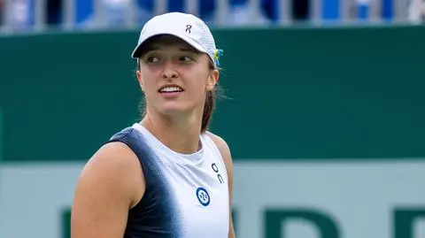 Mecz Świątek opóźniony. O której godzinie Polka zagra o półfinał w Warszawie?