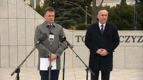 Żołnierze WOT z rabatem na paliwo. "Gdzie osiem groszy na litrze dla lekarzy?"