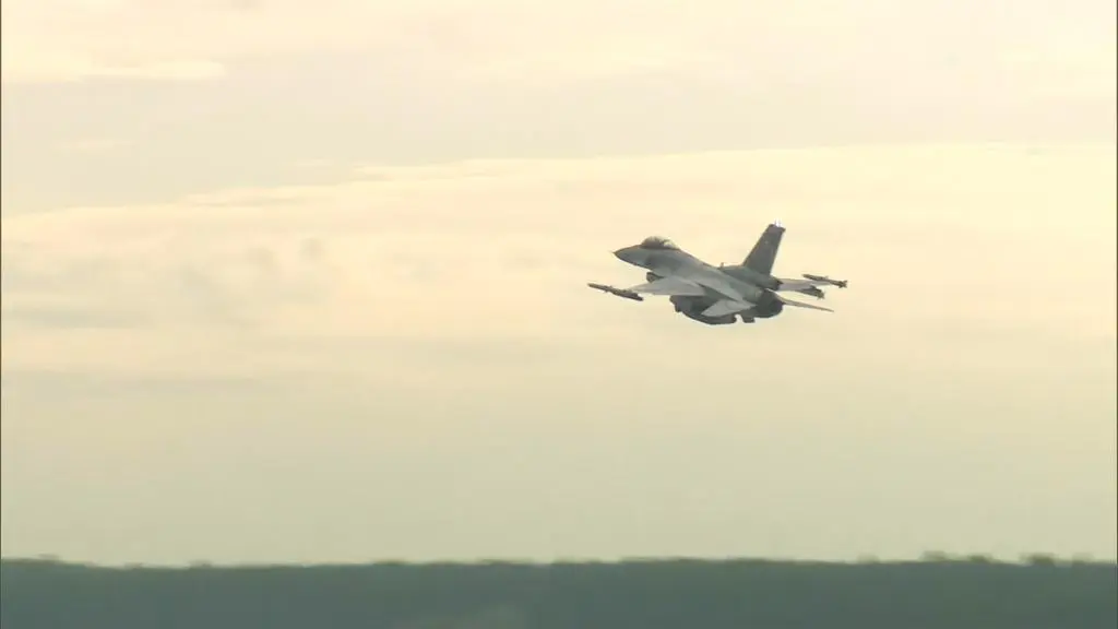 Polski F-16 w locie