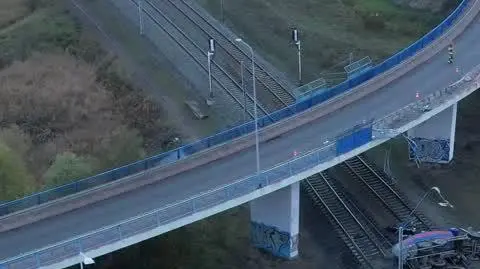 dron 1