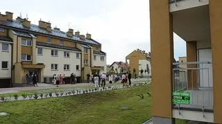  4 wielorodzinne budynki mieszkalne są w pełni wykończone i wyposażone 
