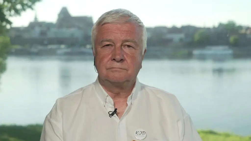 Nowy szef KOD: szkoda prądu w telewizorach na komentowanie oskarżeń Kijowskiego