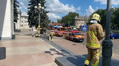 Fala fałszywych alarmów bombowych. "Część rosyjskiej wojny hybrydowej"
