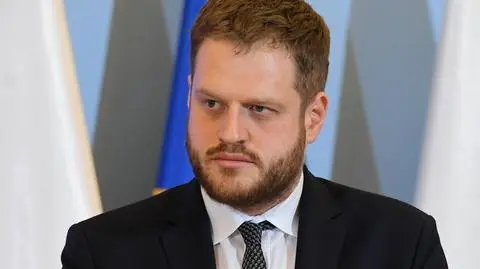 PFN nie chce ujawnić kwoty przekazanej na walkę z wirusem. Podał ją wiceminister zdrowia