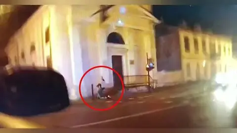 Zwrócił na siebie uwagę, bo przejechał na czerwonym