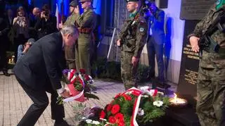 "Na uśpiony Wieluń spadły bomby, przynosząc śmierć niewinnych". Gliński z listem od premier