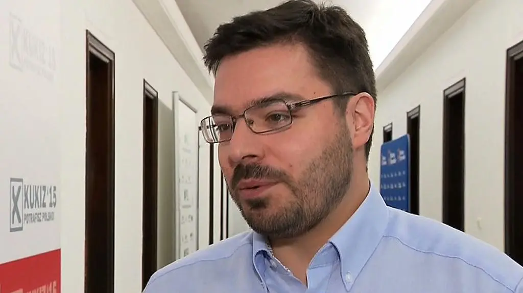 Tyszka: partia władzy ma duży problem ze swoimi posłami którzy czasami mówią lub piszą dziwne rzeczy