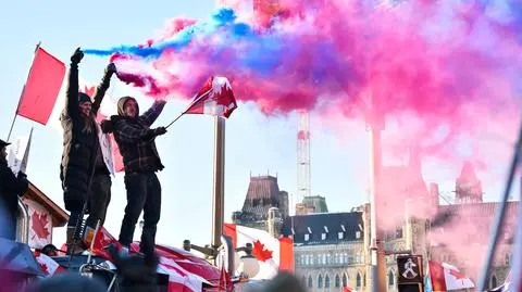 Wielkie protesty w Kanadzie. Stolica blokowana przez tiry, żądania dymisji premiera