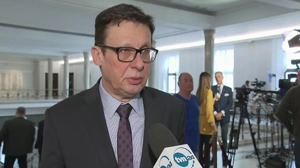 Ast: listy poparcia kandydatów na posłów i senatorów też nie są upubliczniane
