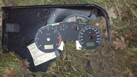 Policja podkreśla, że kierowca cudem uniknął śmierci