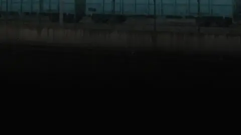 Pożar w tureckim porcie. W powietrze uniosły się kłęby czarnego dymu