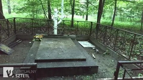 Przewrócone tablice, na jednej napis "Ave Hitler". Zniszczono symboliczny grób zamordowanych Żydów