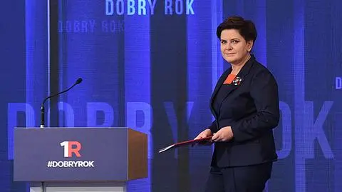 Premier z ministrami zreferowała rok swoich rządów