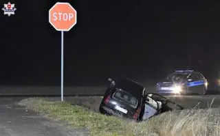 31-latka, która jest właścicielką samochodu, nie przyznaje się do prowadzenia auta ani nie zdradza, kto miał siedzieć za kierownicą