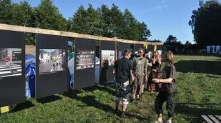 Na terenie obozu można obejrzeć m