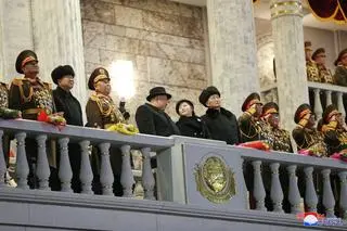 Parada wojskowa z okazji 75-lecia Koreańskiej Armii Ludowej 