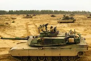 Czołgi M1 Abrams na poligonie w Drawsku Pomorskim