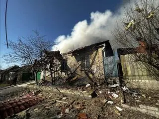 Zniszczone domy w obwodzie chersońskim 
