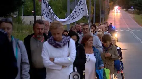 Mieszkańcy wsi Smolec zaprotestowali przeciwko ustawie anty-TVN