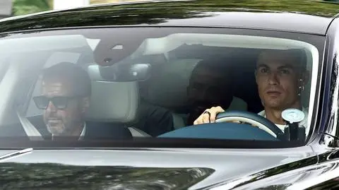 Ronaldo w towarzystwie agenta wrócił do klubu. Na jak długo?