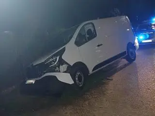 Kierowca wjechał do rowu