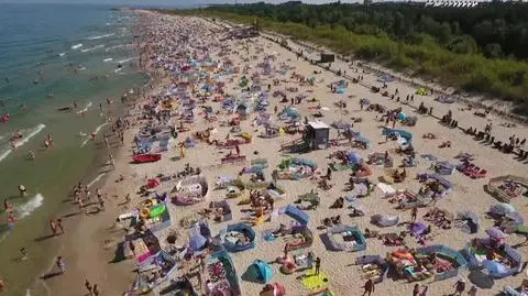 W wakacje tłumnie korzystaliśmy z plaż